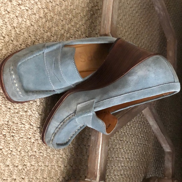 Michael KORS Lt. Blue Suede wedge loafers sz 7 - Picture 6 of 6